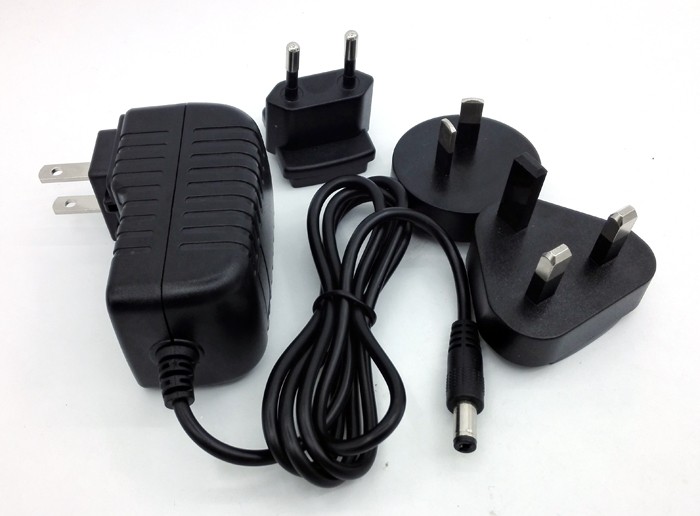 12V 2.5A Interchangeable power supply