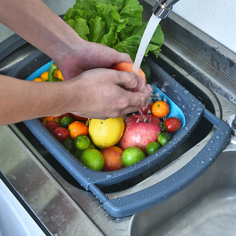 Silicone Collapsible Colander Strainer Over Sink Vegetable/Fruit Colanders Strainers (6Quart) With Extendable Handle