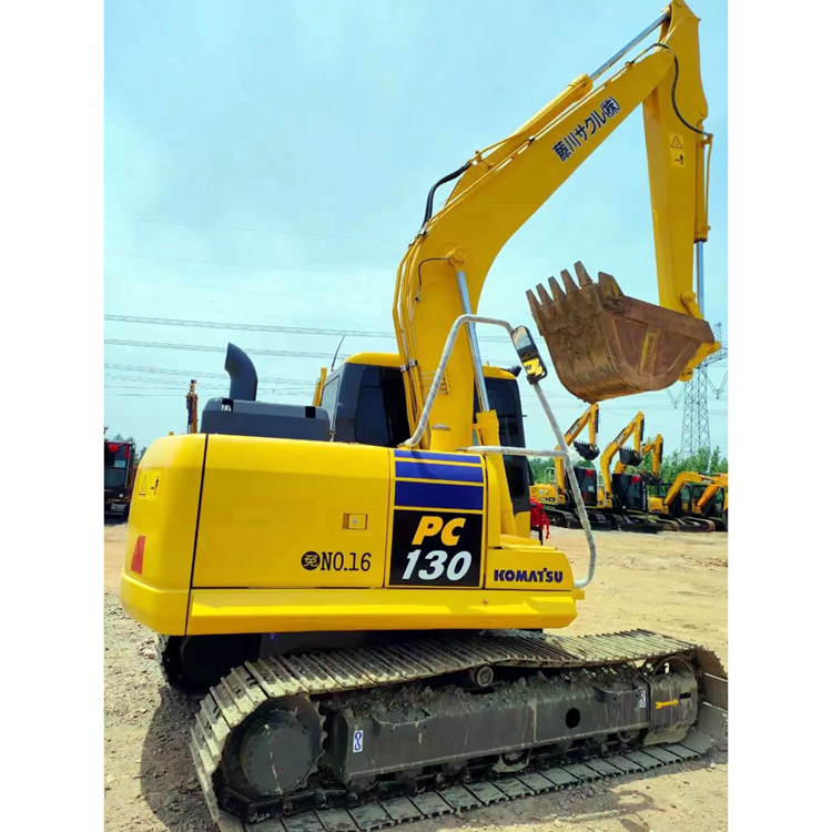 2020 Komatsu PC130-8 Excavator 12.6TON Operating Weight Japan Original Used on Stock