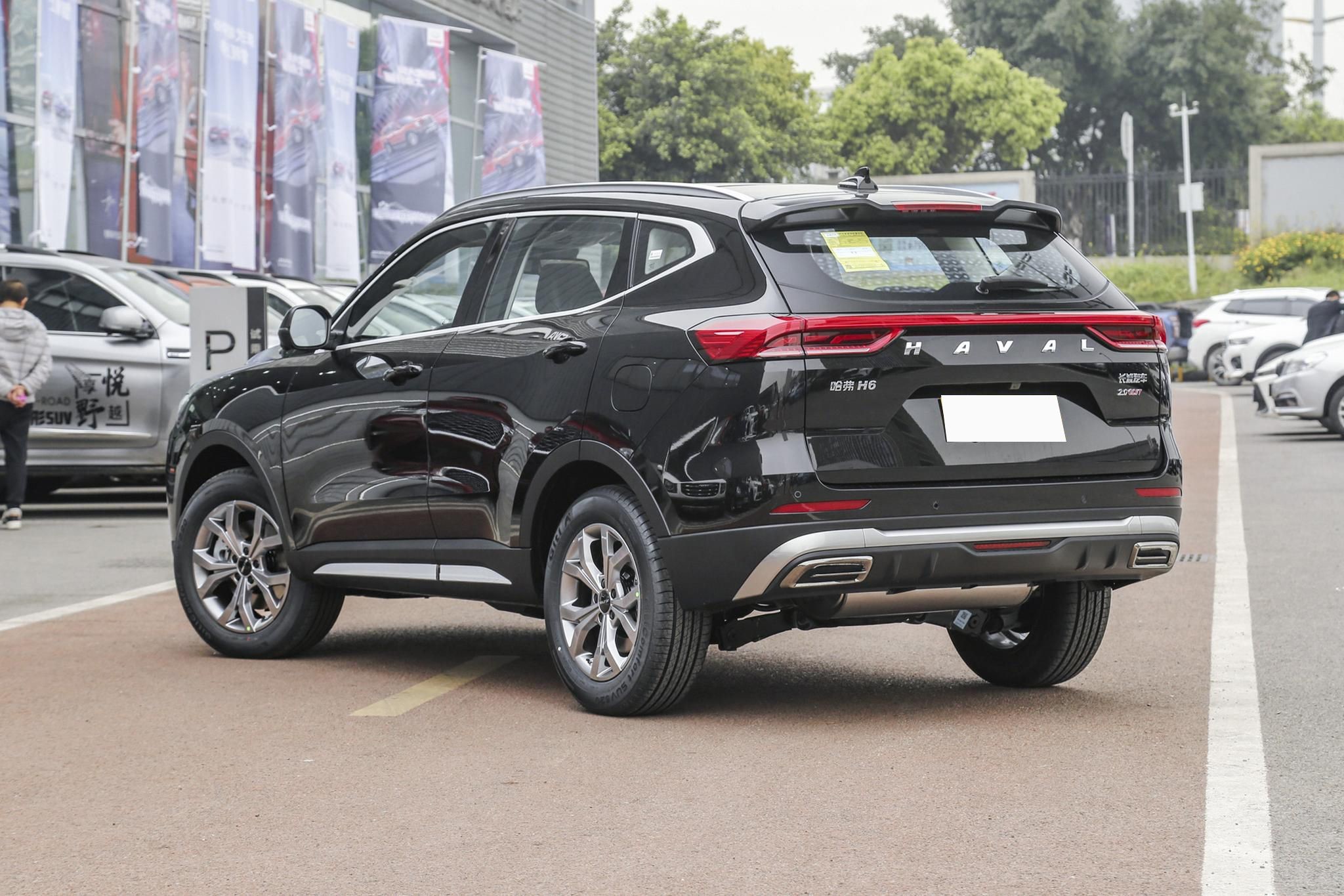 GWM HAVAL H6 Gasoline Luxury SUV 5 Seater High Performance For Family