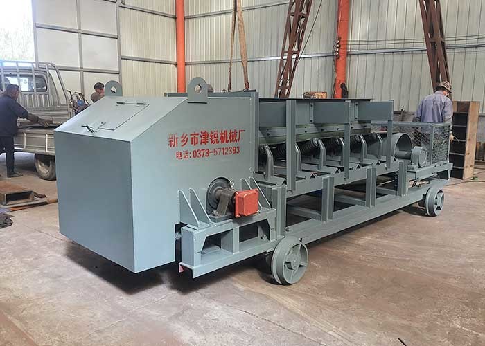 Double Feeding Troughed Belt Conveyor V Rollers Heavy Steel Frames