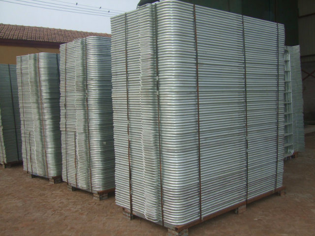 Crowd Control Barrier Barricade Traffic Safety Barrier Metal Barrier