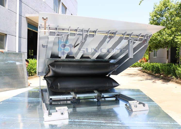 Outside Safety Air Bag Dock Leveler For Heavy Lifting Low Maintenance