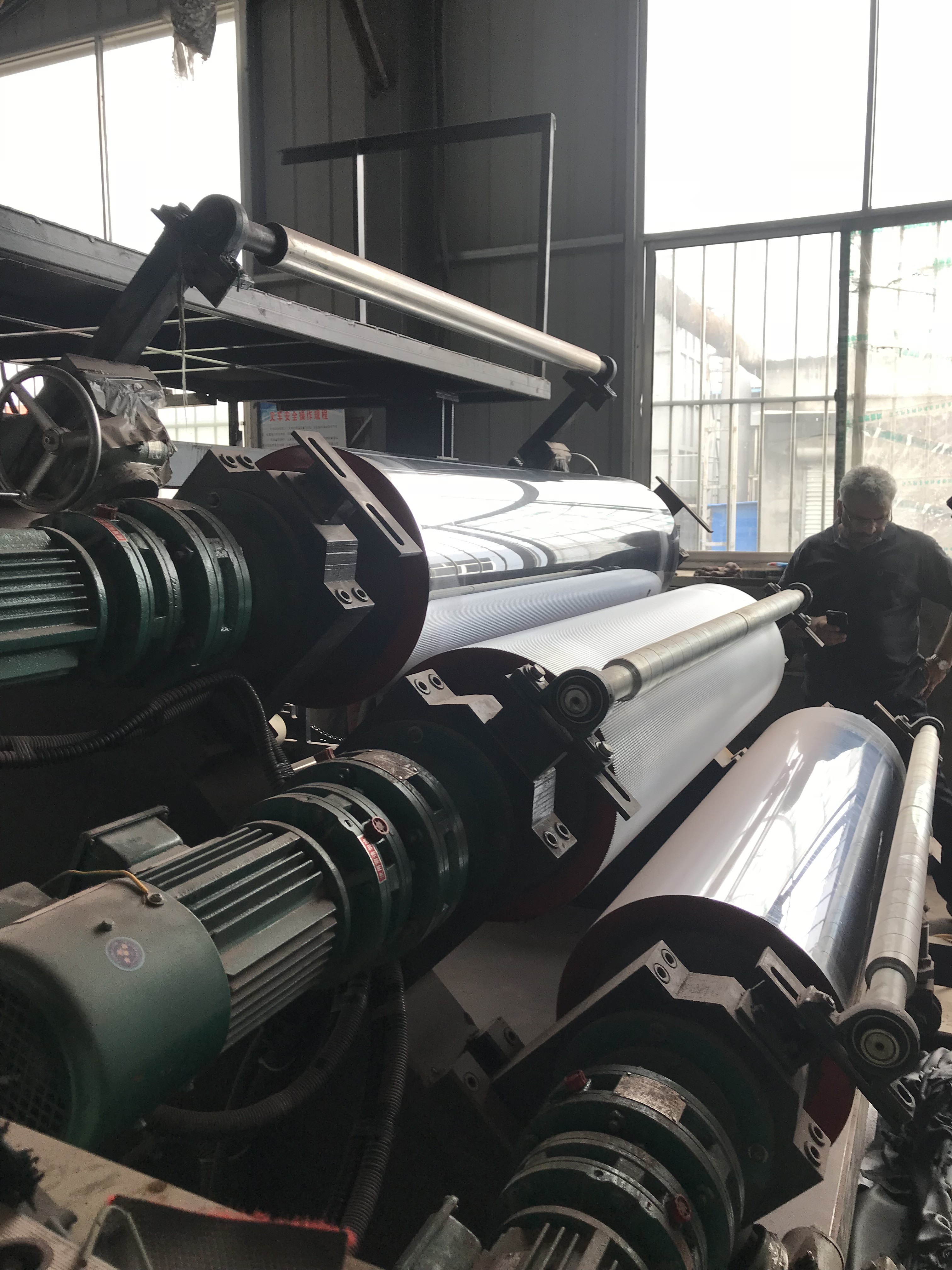 CE Standard Floor Sheet Extrusion Machine , PVC Sheet Making Machine Siemens Motor