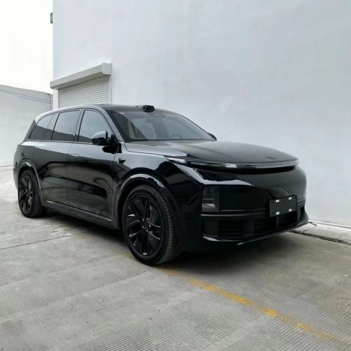 High Speed Lixiang L9 Electric Vehicles SUV For Adult Manual Driver'S Seat Adjustment