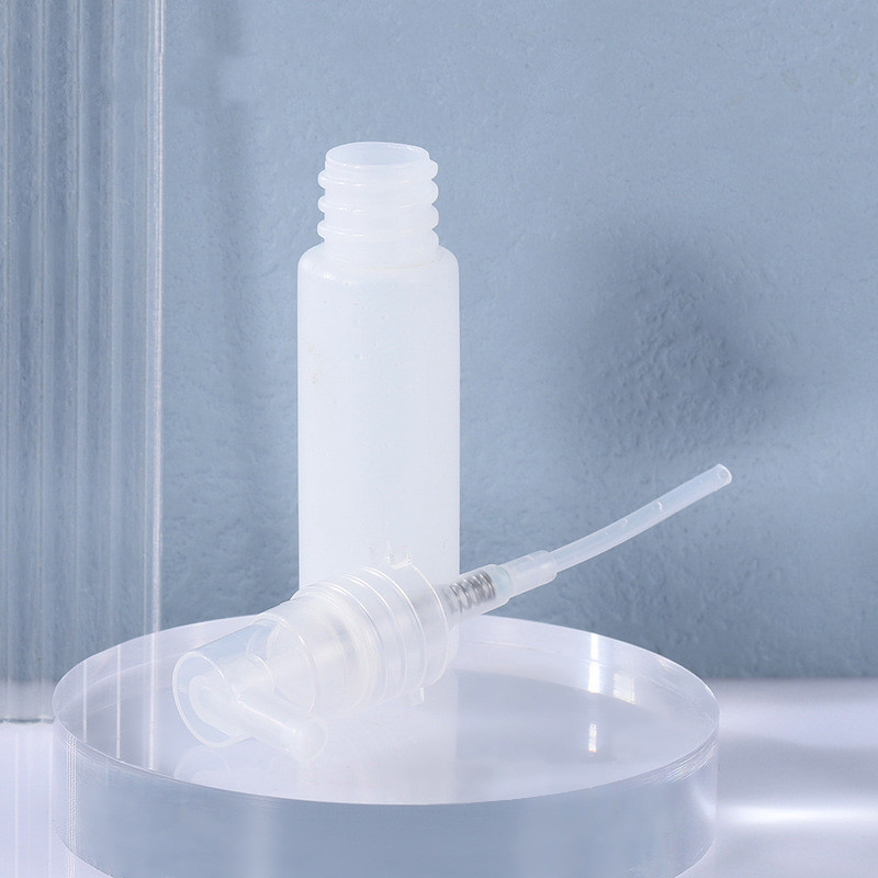 Plastic 14 Tooth Curved Nozzle Cosmetic packaging bottle pump head Makeup remover toner spray head