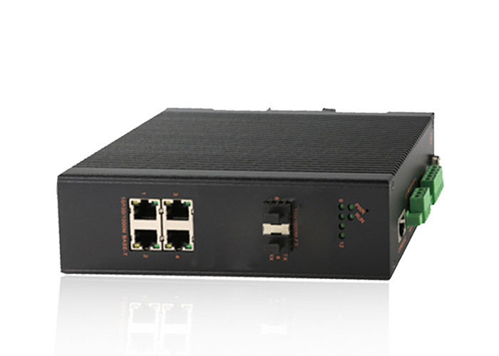 Corrugated Housing Gigabit Fiber Optic Network Switch With 4 RJ45 2 SFP For Outdoor