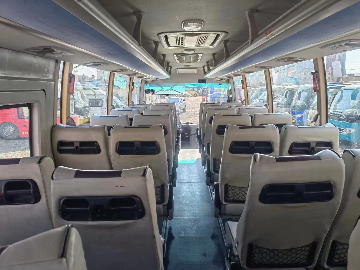 Higer KLQ6898 Used Bus Left Hand Drive 35seater Yuchai Engine For Transport