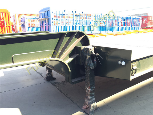 Semi Low Bed Trailer Truck 4 Axles 120 Tons , Heavy Duty Utility Trailer with BPW axle