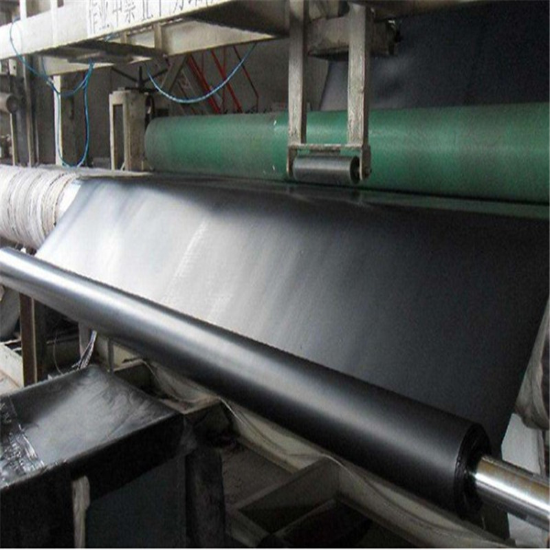 ISO14001 Certified Sodium-Based Bentonite Geosynthetic Clay Liner for Water Conservancy