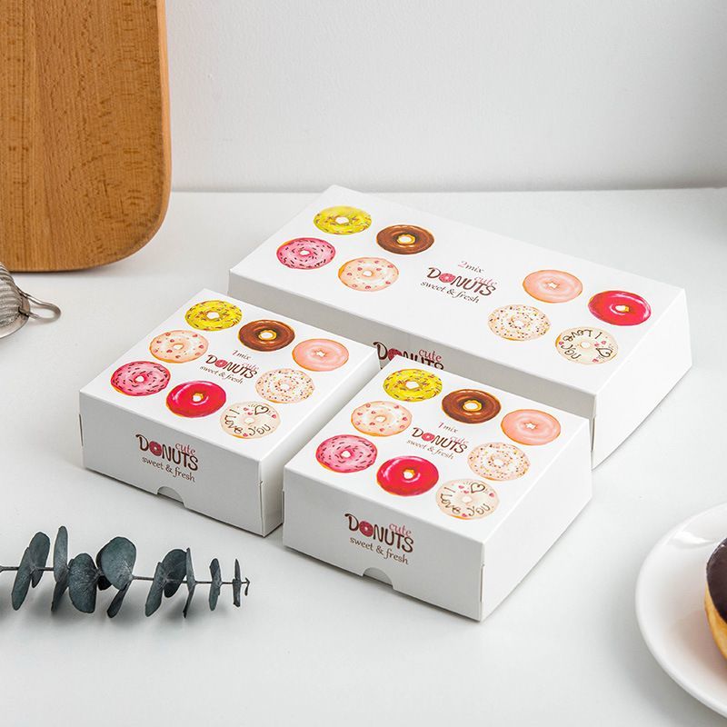Cardboard Paper Triangle Shape Disposable Chocolate Donut Sandwich Cake Pizza Chocolate Pizza Packaging Box with Window
