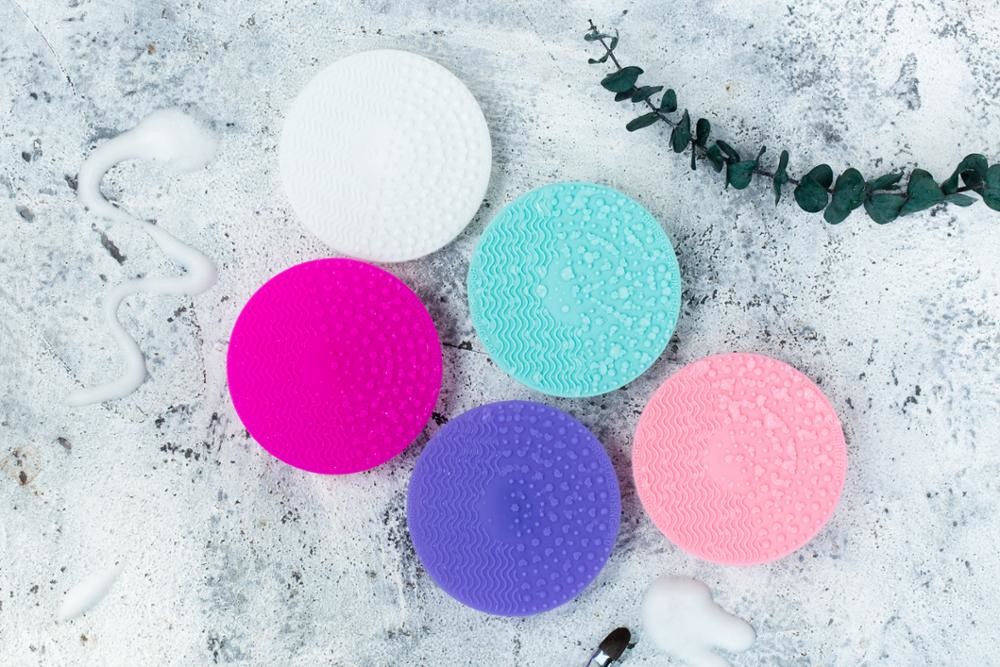 Best Quality Household Items Brush Famous Rubber Silicone Make up Tools Cleaning Pad