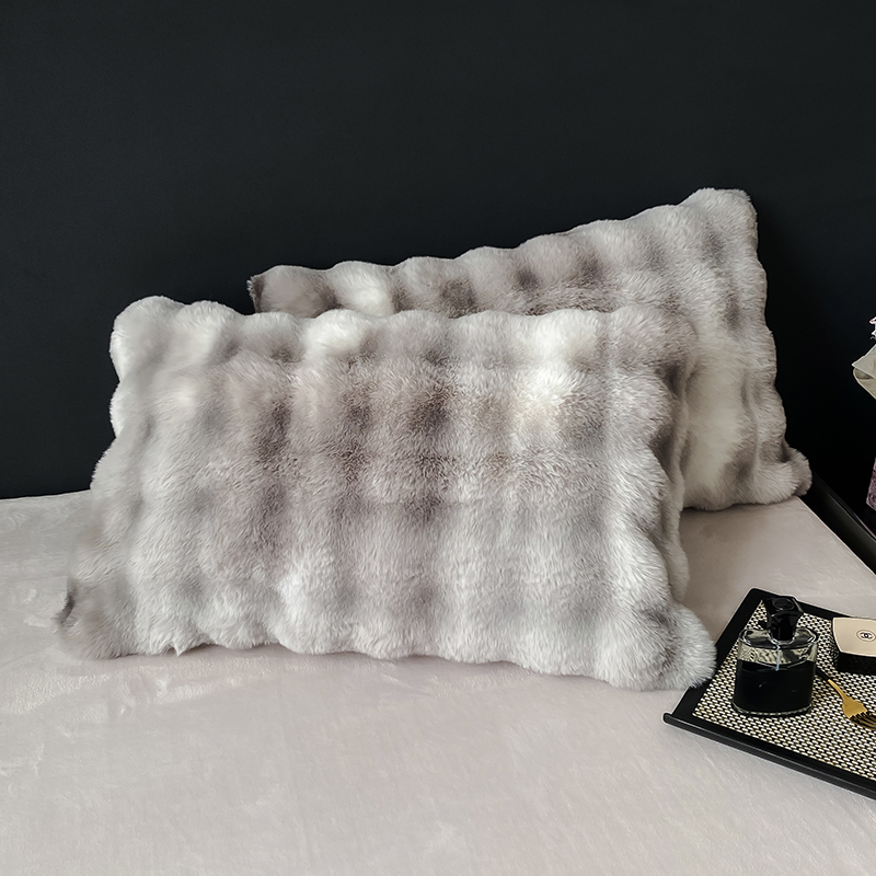 Luxury and Warmth with Sustainable Milk Velvet Mink Rabbit Fur Bedding Set