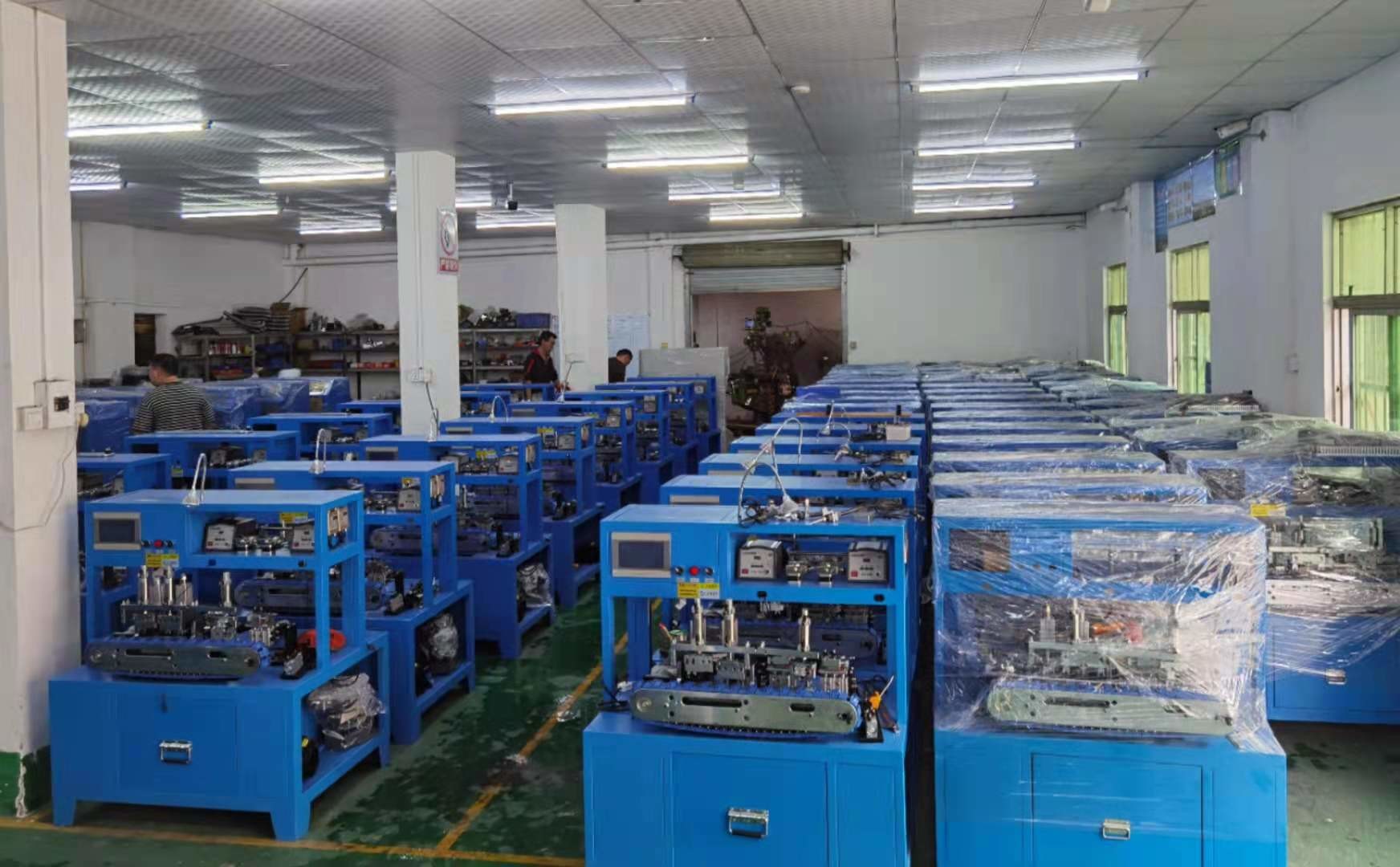 Height 0.7-1.5mm Automatic Soldering Machine 90 Degree DC Connector Welding Machine