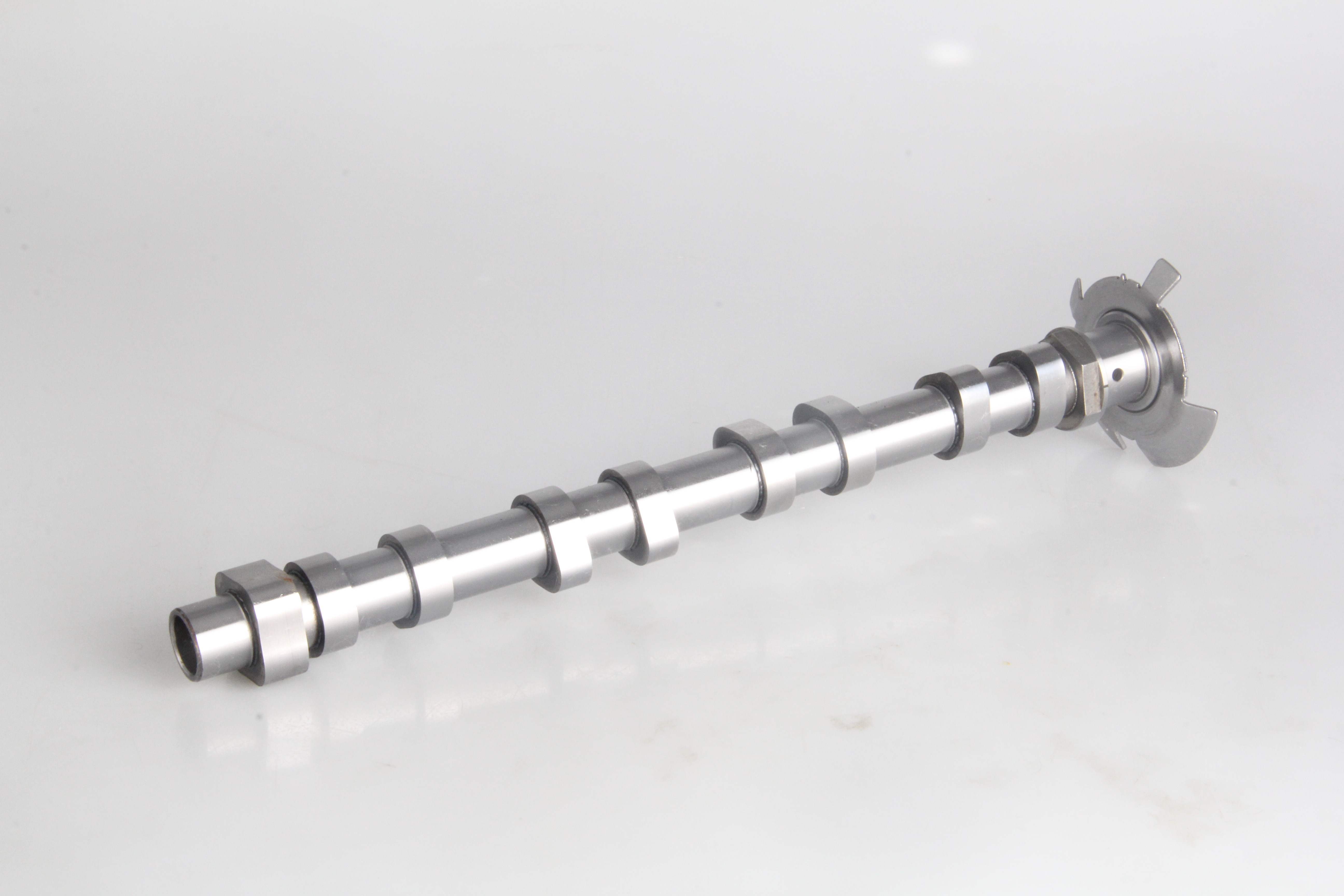 Car Engine Intake Camshaft 13020HG01J Used for Mercedes-BENZ M274E20
