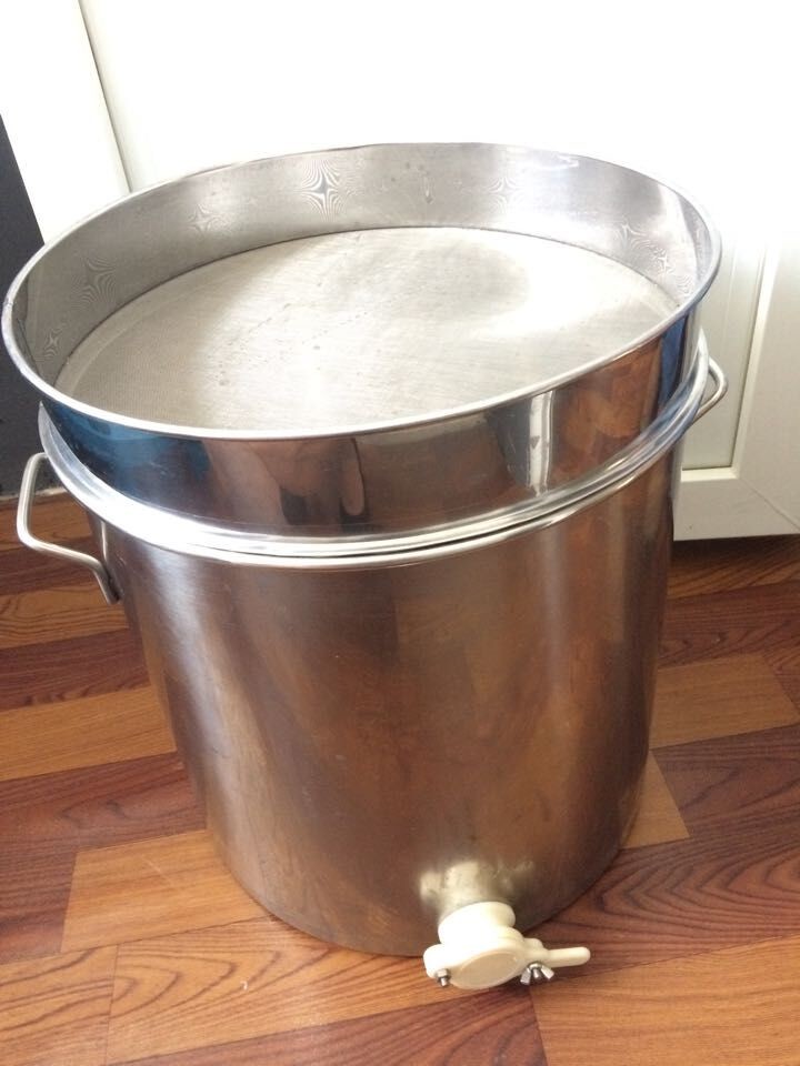 Durable Stainless Steel Filter Metal Honey Tank with Filter of Honey Bottling Tank