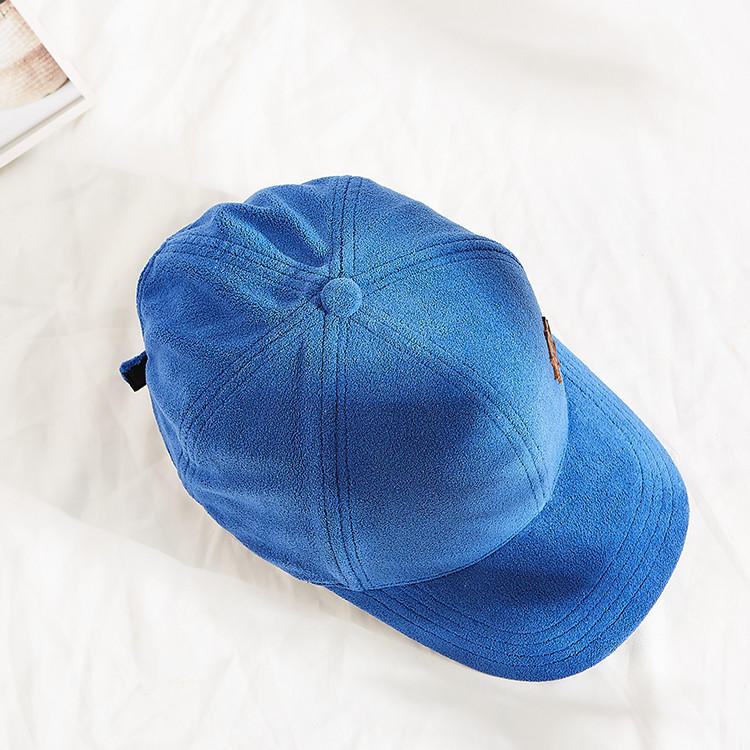 Custom Blue 58cm 6 Panel Baseball Caps Velcro Back Closure