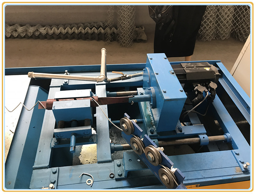 Fully Automatic Single Wire Chain Link Fence Making Machine Diamond Shape Mesh