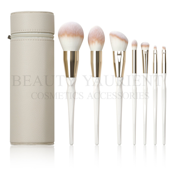 Deluxe White 7 Piece Makeup Brush Set Ultra Soft Fiber Hair Facial Brush Kit