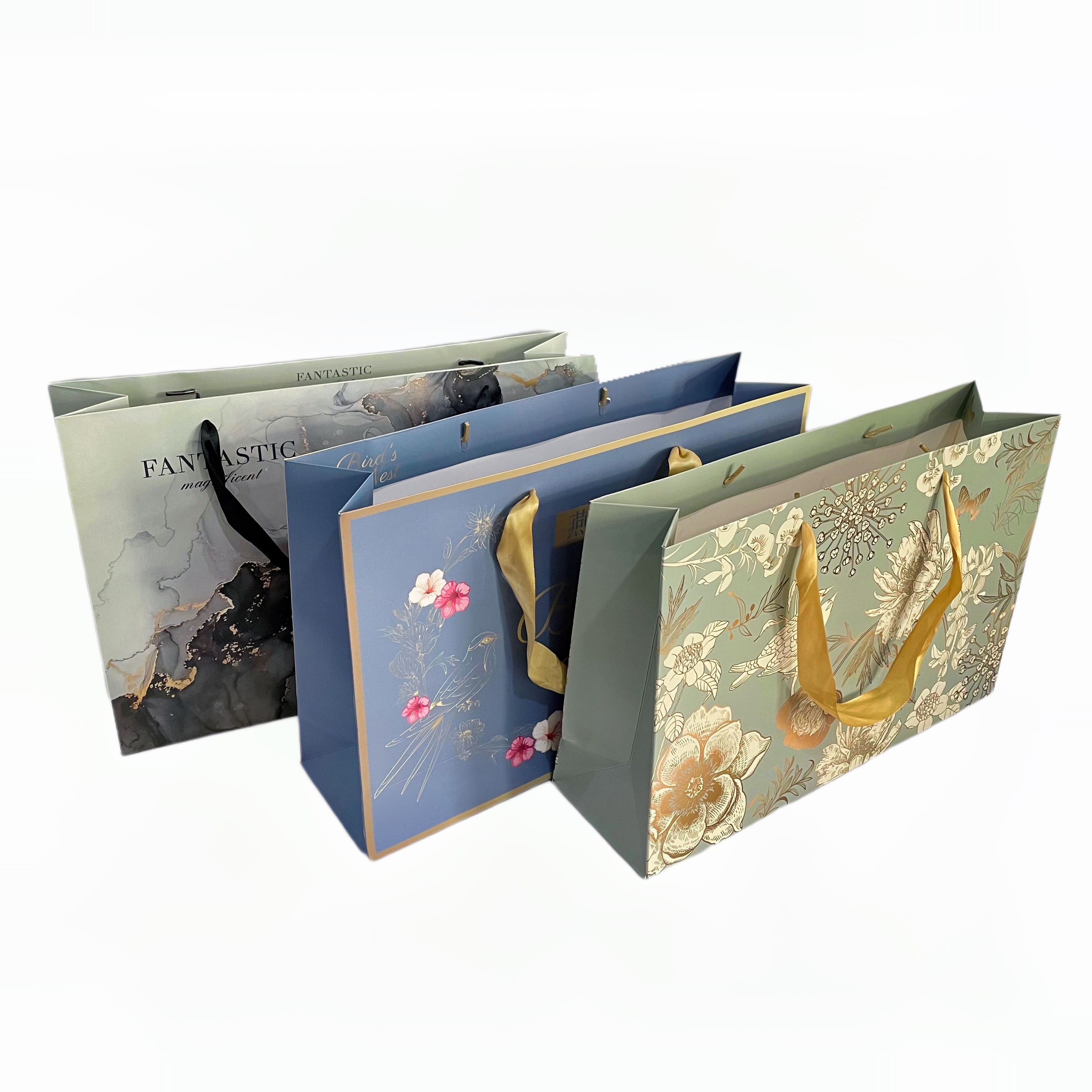 Custom Order Accepted Hand Length Handle Paper Bag with Logo and Luxury Design