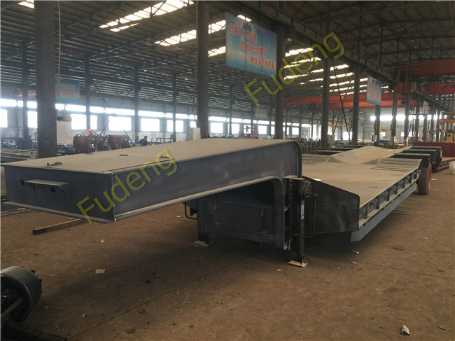 Gooseneck semi lowbed trailer for sale 50 ton excavator transportation