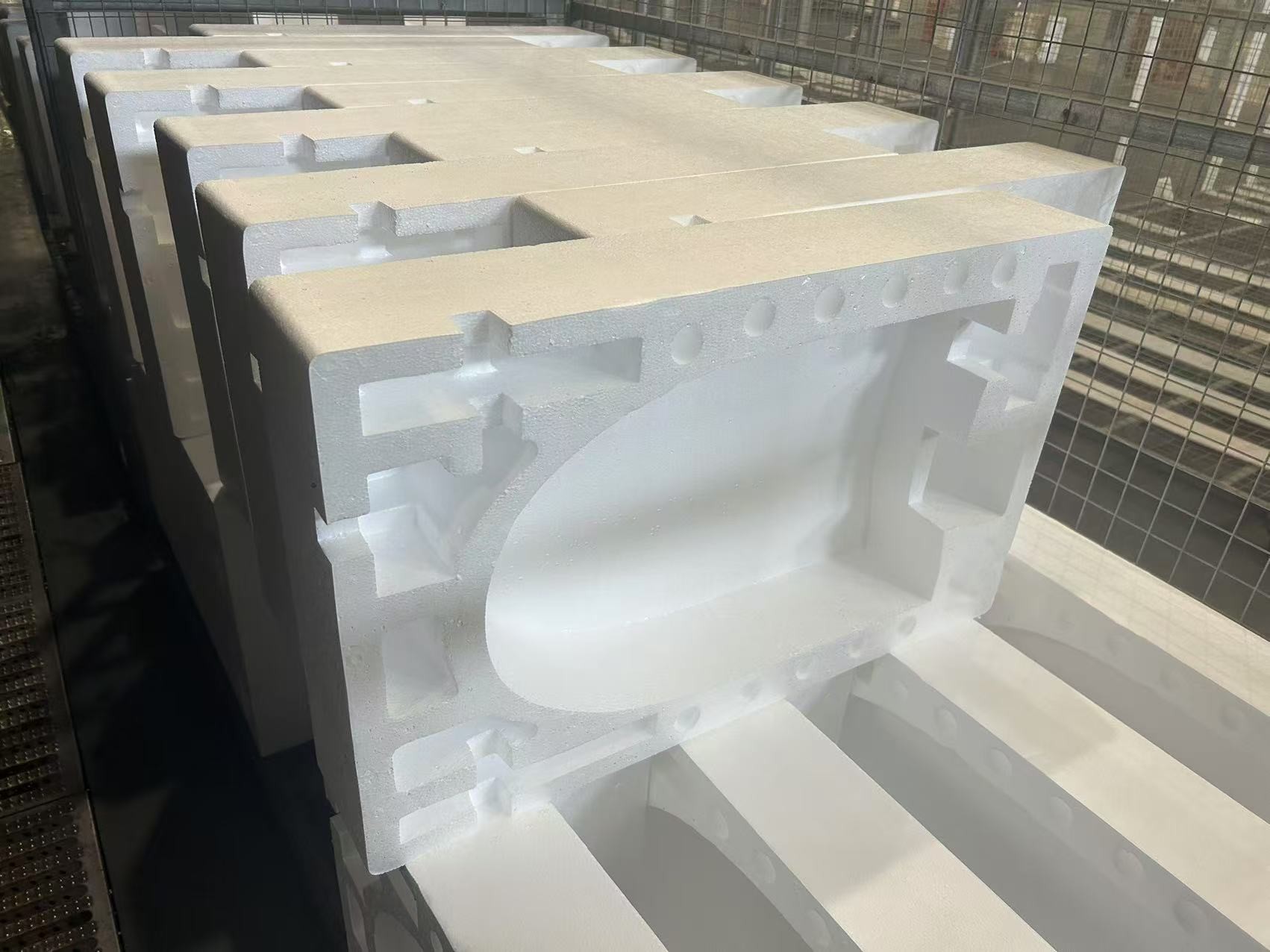 Electronic packaging Ceramic packaging Glass packaging fragile packaging EPS packaging