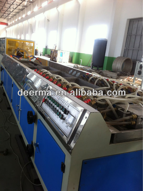 WPC Decking Floor Machine for Wall Panel and WPC Door Frame Powered by Siemens Motor