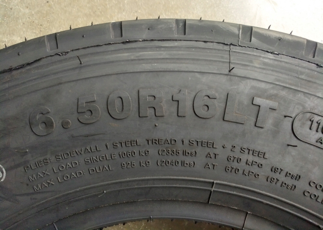 F Load Range Truck Bus Radial Tyres 6.50R16LT 10PR Thickened Sidewall Design