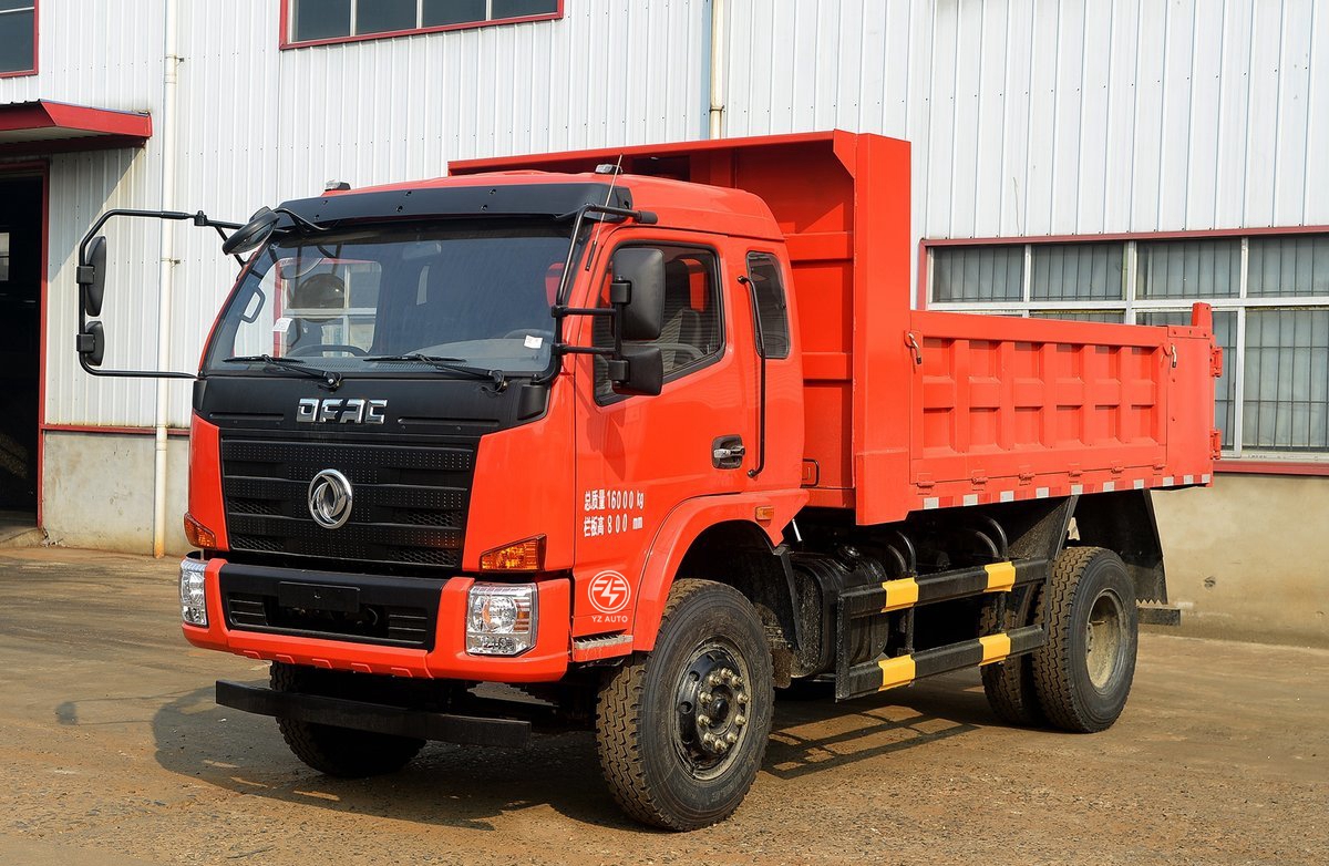 500Nm 4x2 Wheel Rear Tipping Dump Truck For Half A Row By Dongfeng