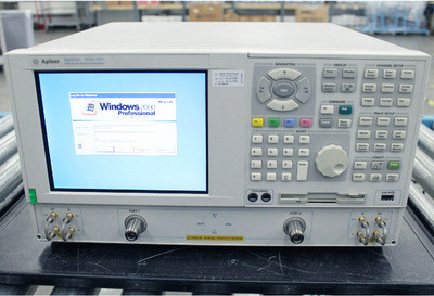 Rackmount Keysight PNA Network Analyzer Durable Agilent E8358A
