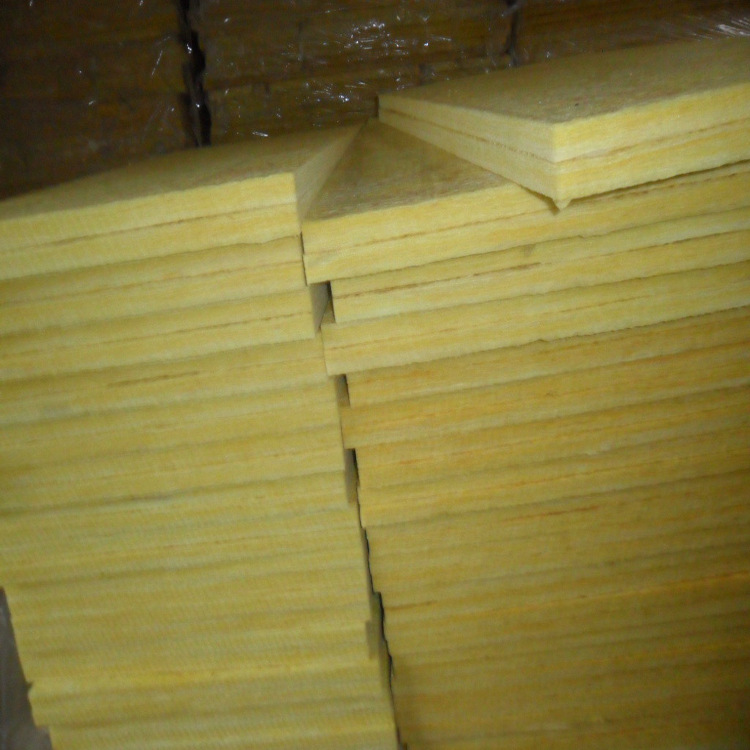 Moisture Proof Glass Wool Heat Insulation Board 20-100kg/M3 High Density