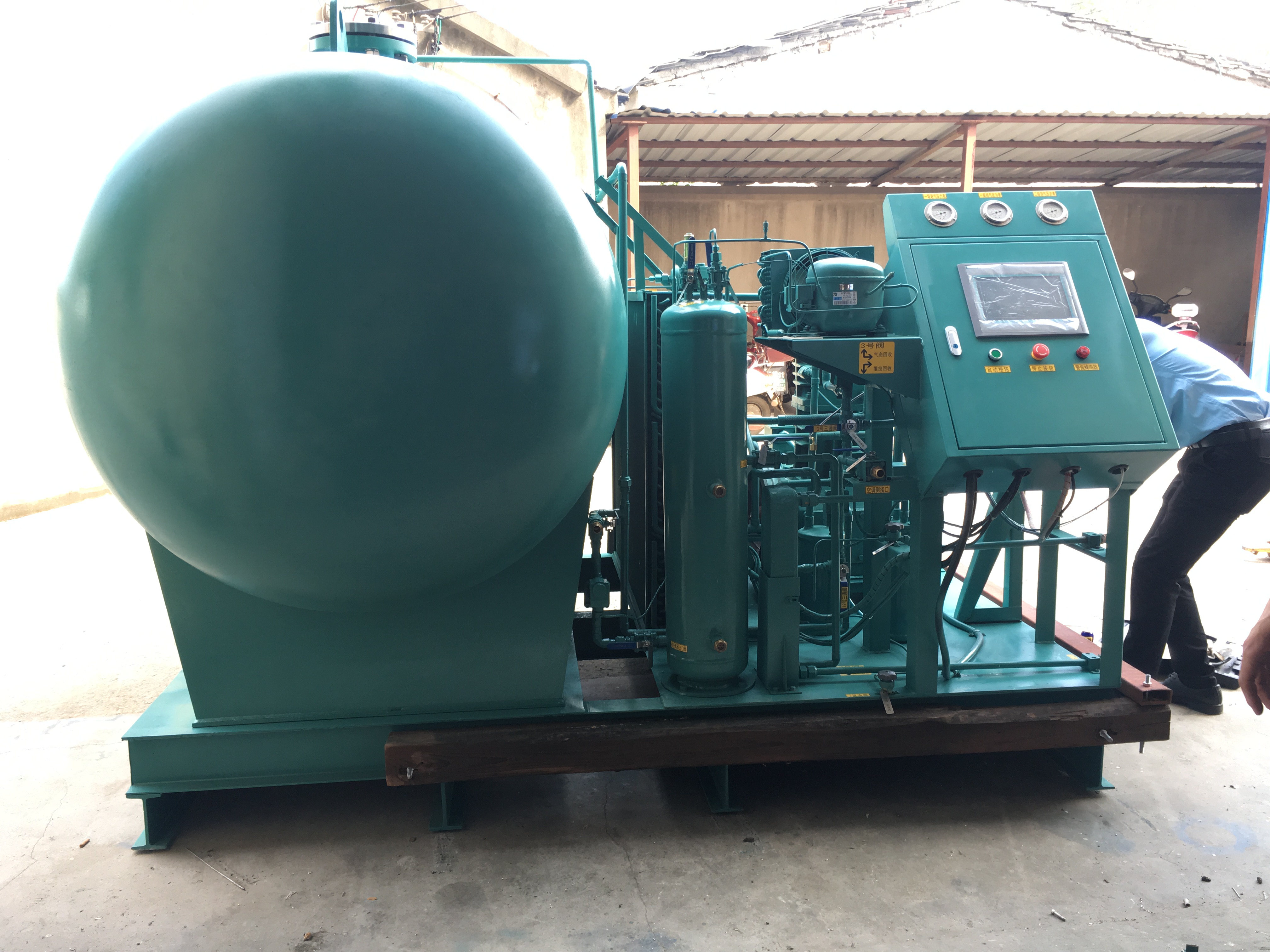 Freon Recovery Machine Value With Refrigerant Liquid Receiver Tank Refrigerant Charging Station