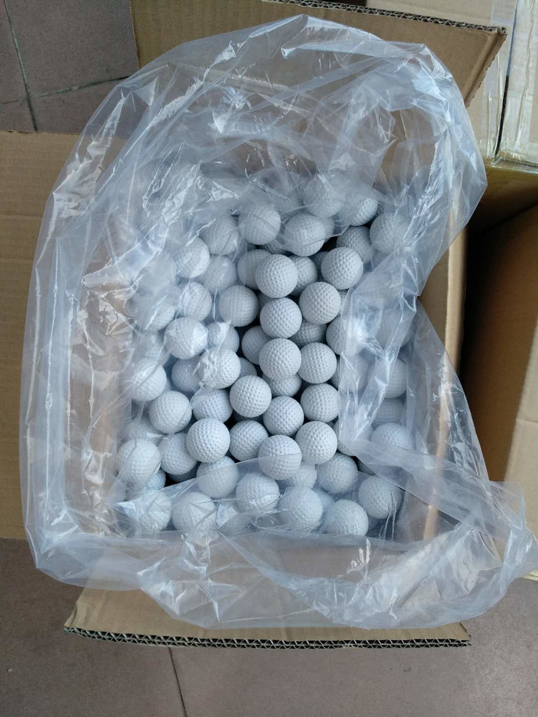 Standard mini golf ball OR low bounce golf ball