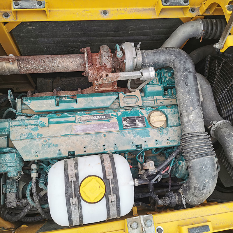EC220D Used Crawler Excavator 22 Tonnage 134kw Rated Power Original Components