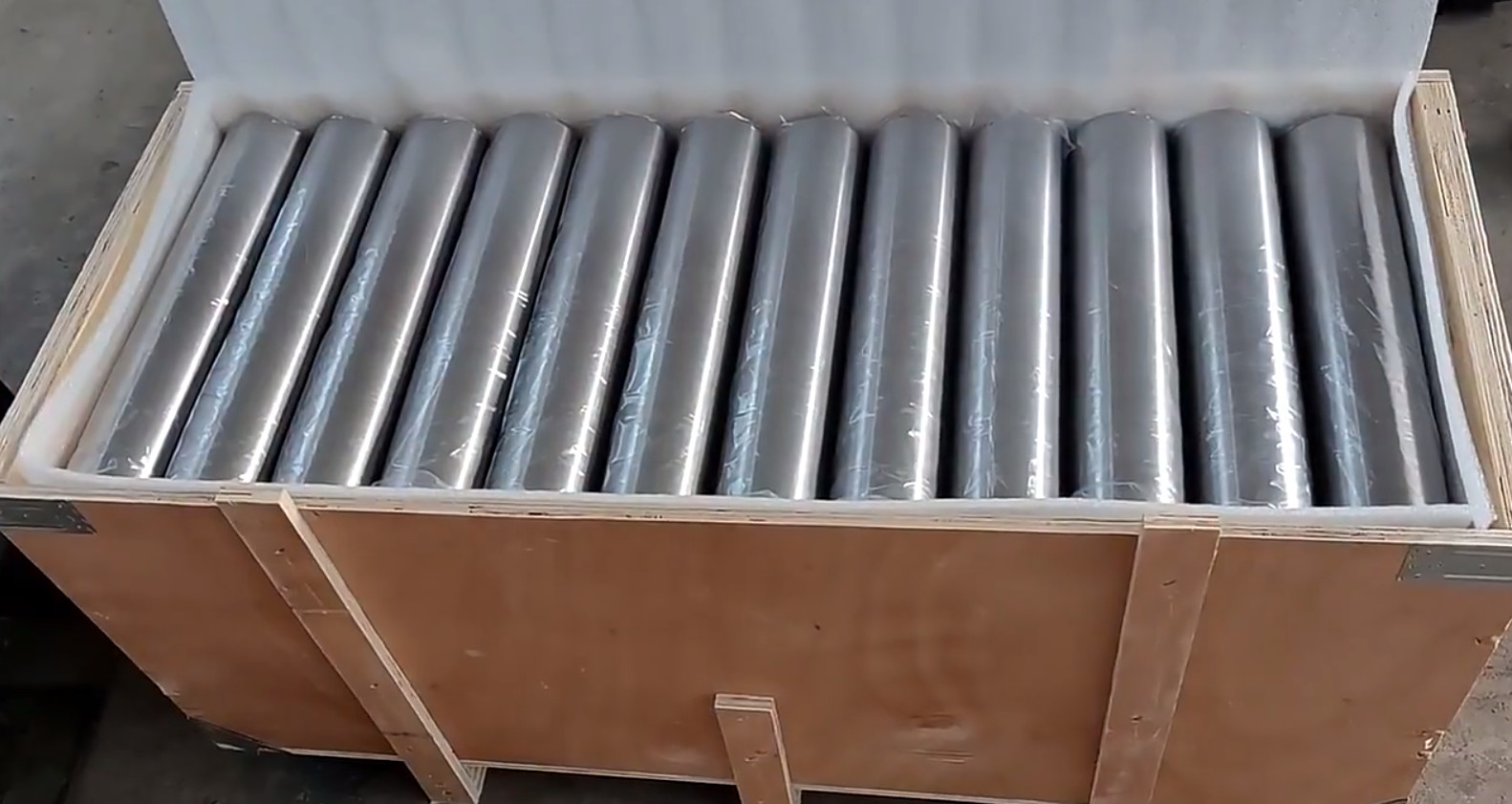 Annealing Surface Pure Titanium Round Bar ASTM F67 Gr2