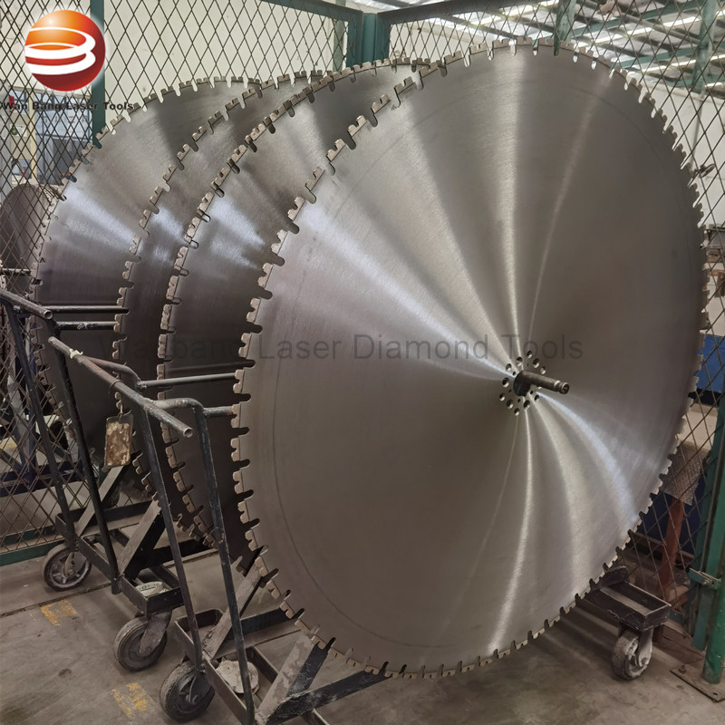 Reinforced Demolition Concrete Wall Saw Blade Laser Welded 1400mm
