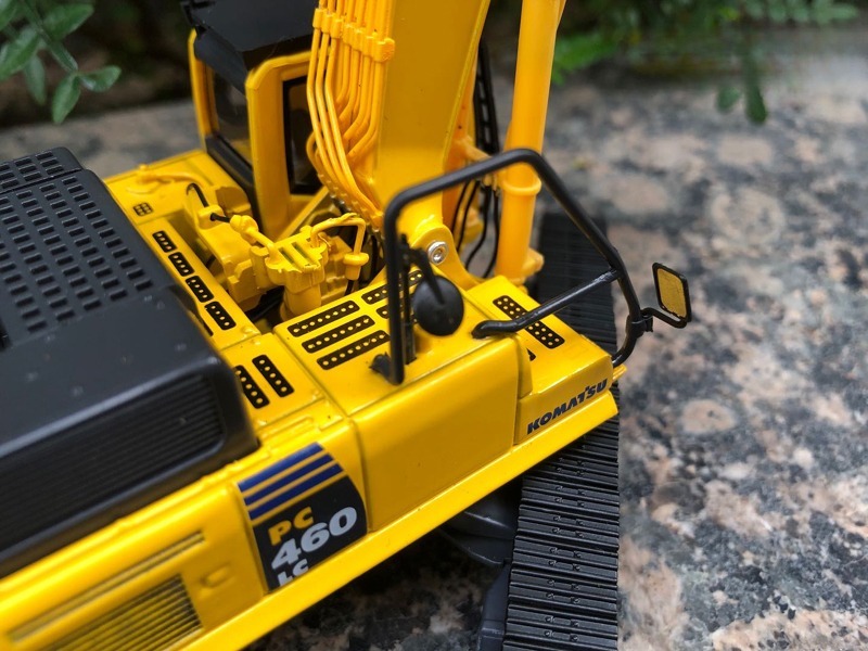 Komatsu PC400LC-8 1/50 Scale Alloy Excavator Model - Diecast Construction Vehicle