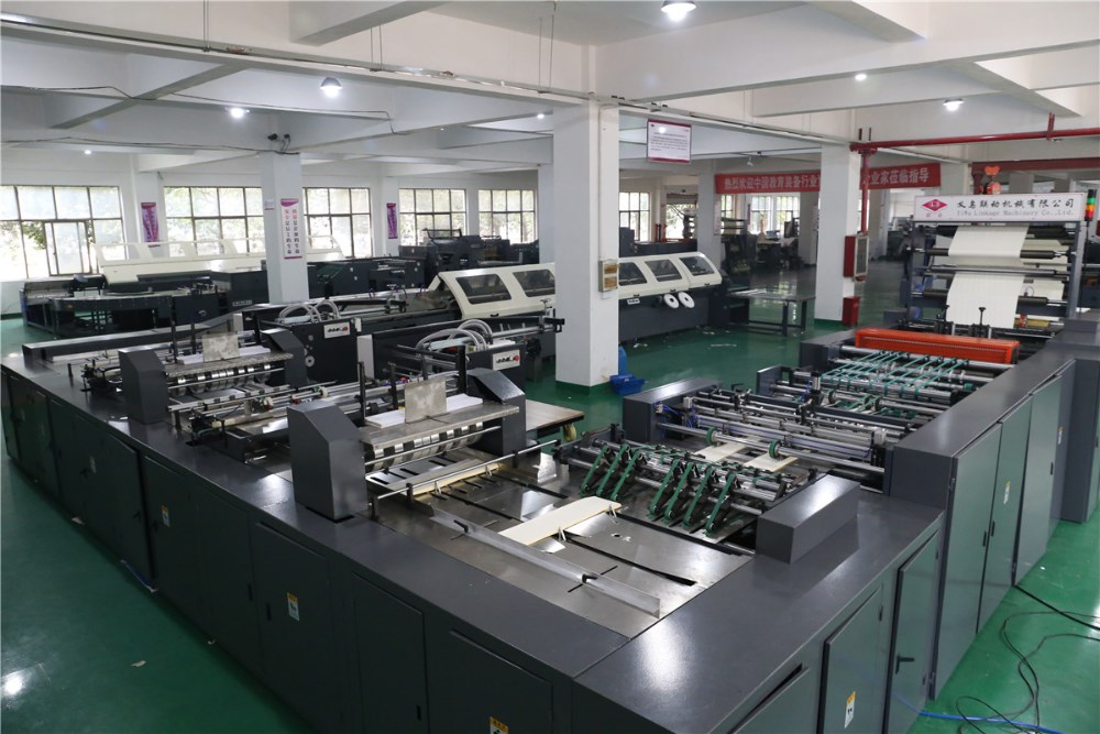 45 cycles/min Fully Automatic Glue Binding Notebook Making Machine 250 m/min High Speed