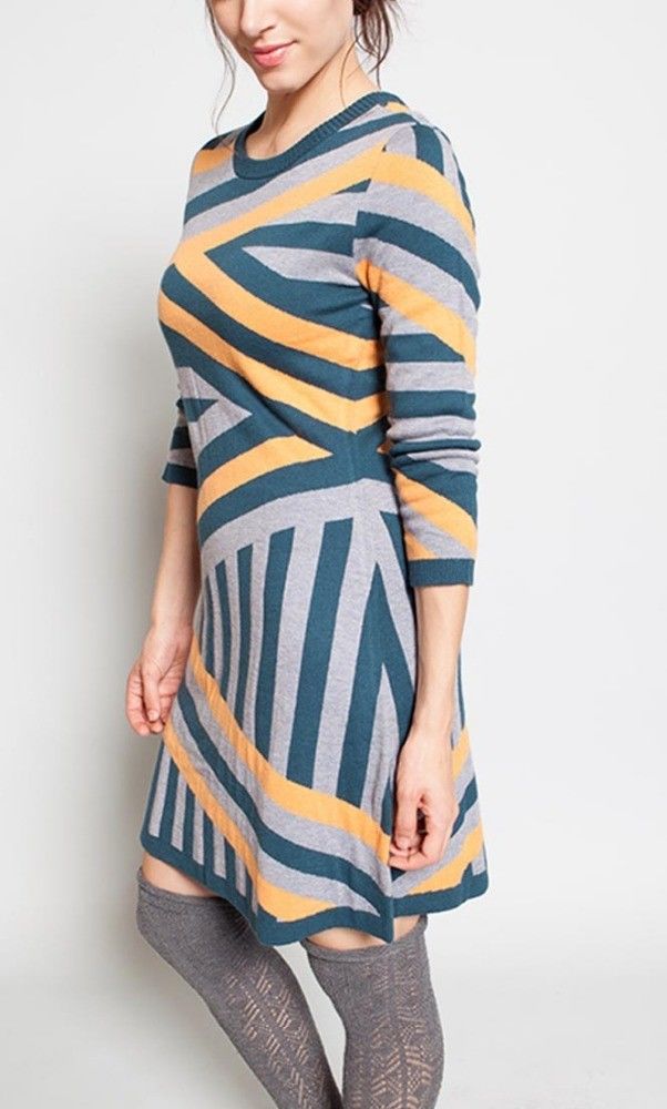 Intarsia Striped Sweater Dress 30 Extrafine Merino Wool 35 Viscose 35 Nylon Material