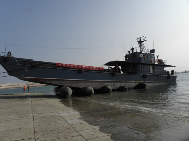 Industrial Heavy Lifting Airbags Durable Rubber Moving Marine Airbag For Ship Launching