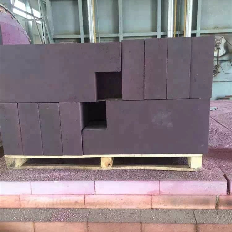 Good Slag Resistance Customized Carbon Mgo-C Refractory Brick for Eaf International Standard