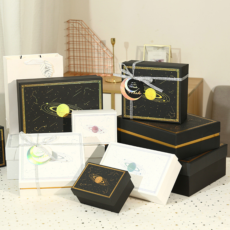 Paperboard Women Rigid Gift Set Luxury Belt Packaging Box For Clothing