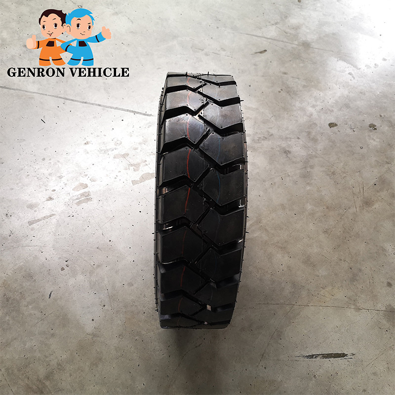 20 Plyrating Wheels Tubeless Tire 1750mm Coverall Diameter Engineering Tires 23.5-25