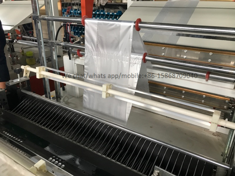 Servo Motor Sealing Bag Making Machine , CE Plastic Bag Making Equipment