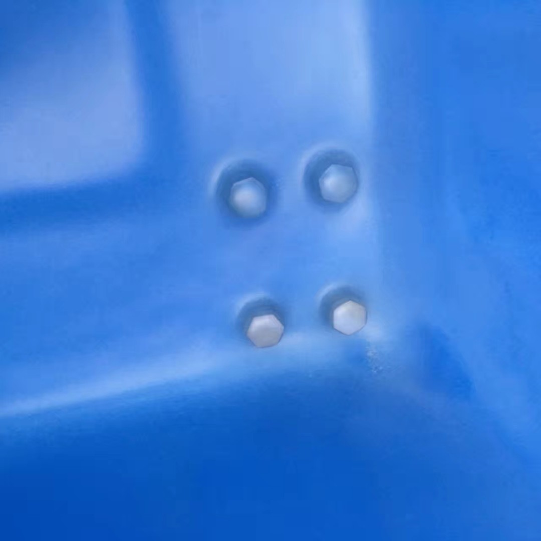 Customized Rotational Molding 300kg Recycling Plastic Laundry Storage Cart With Insert