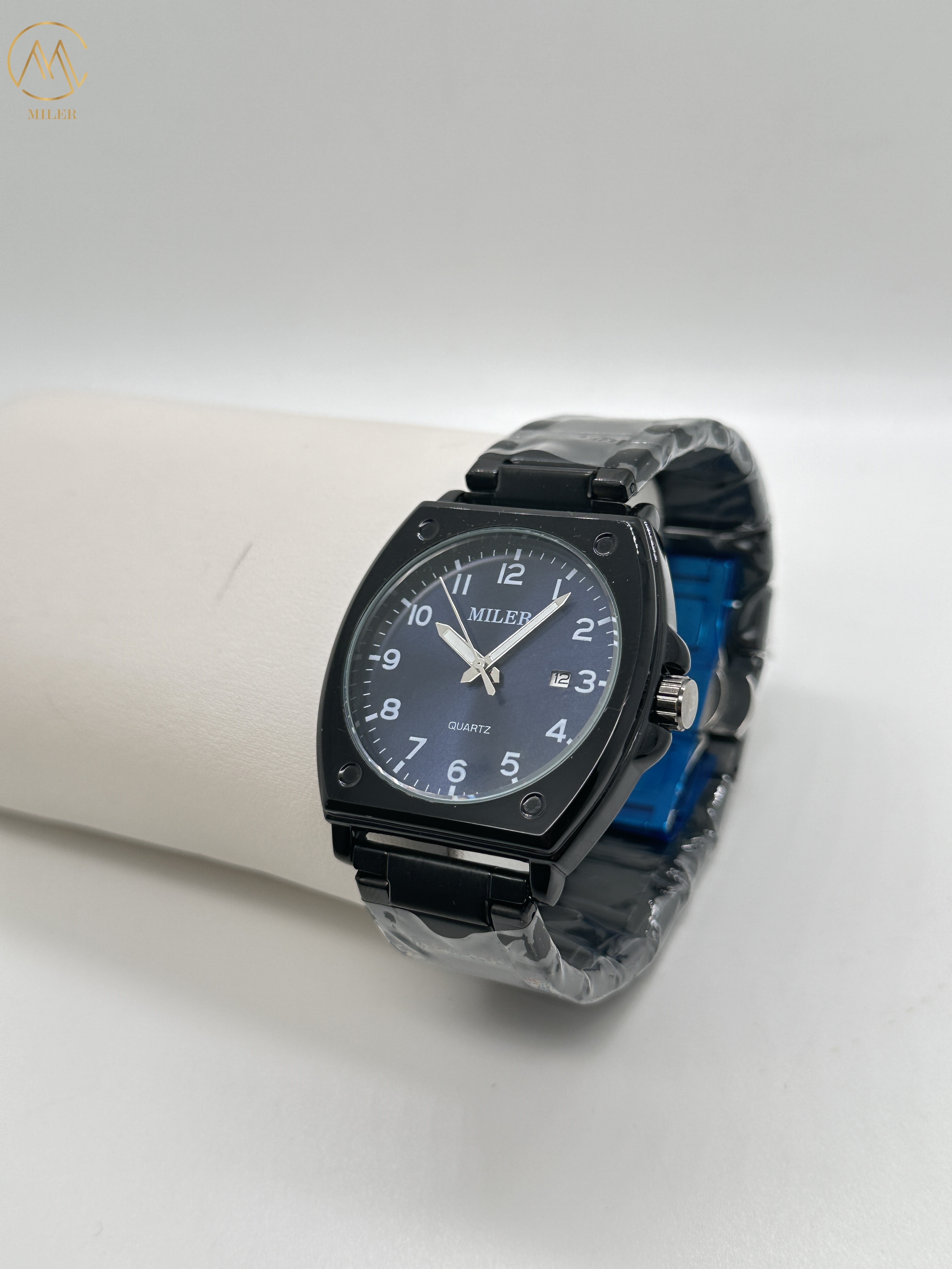 High Quality Luxury Black Case Stainless Steel Strap Waterproof Quartz Watch