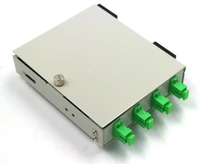 FTB Series Wall Mount Fiber Optic Terminal Box 4 Core FTTH With Apc Adapters
