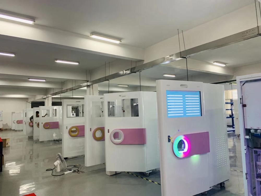 Automatic Self Service Soft Ice Cream Vending Machine For Food / Beverage Shops