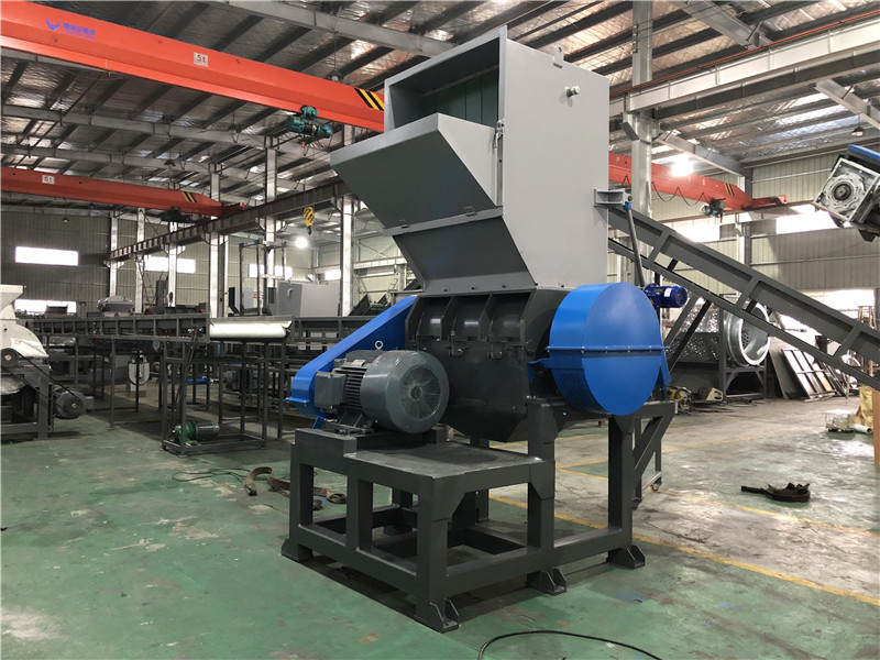 Single Shaft Waste Plastic Lumps Shredder Machine 200kg/H Granulator