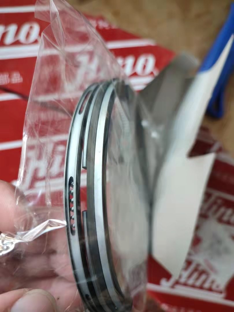 El100 Hino Diesel Engine Parts Piston Ring 116mm Kit 13011-1700